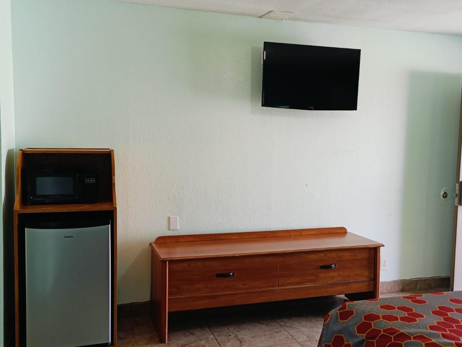 Budget Inn By Oyo Edinburg Hwy 281 Экстерьер фото